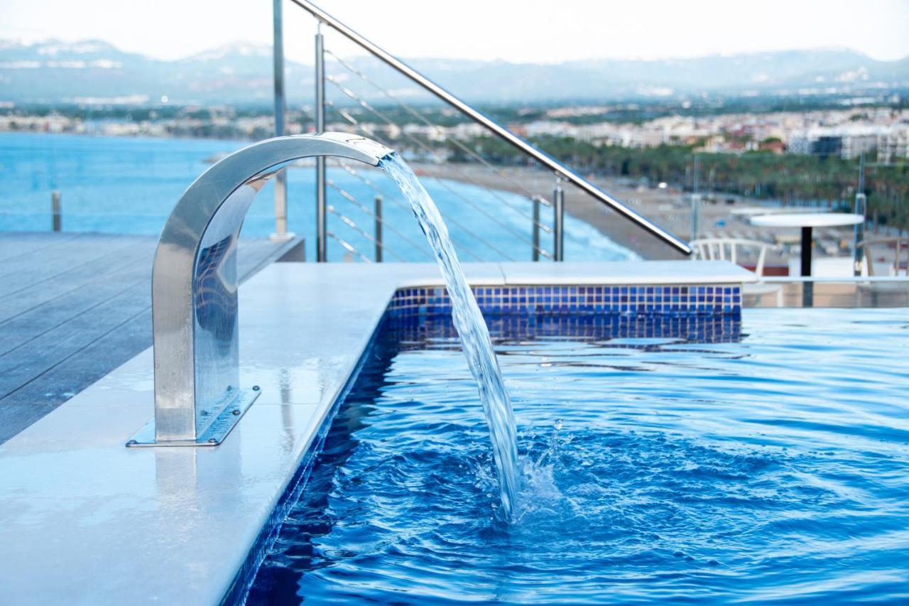 Hotel Las Vegas Салоу Екстериор снимка